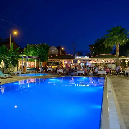 Risus Hotel