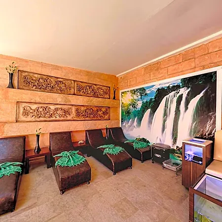 Otel Risus