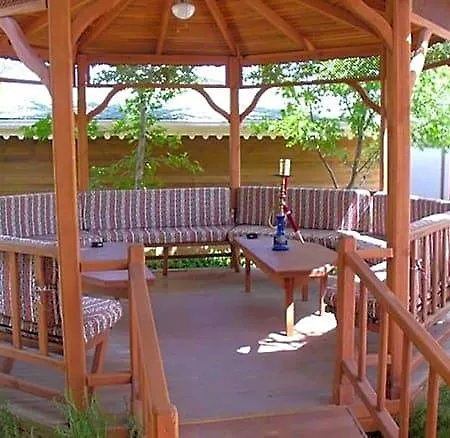 Hotel Risus Side