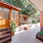 Risus Hotel