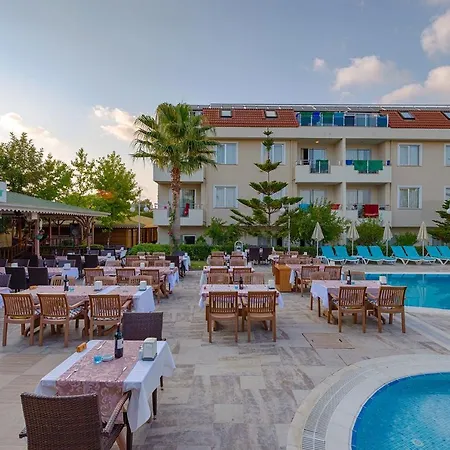 Ξενοδοχείο Risus 3*