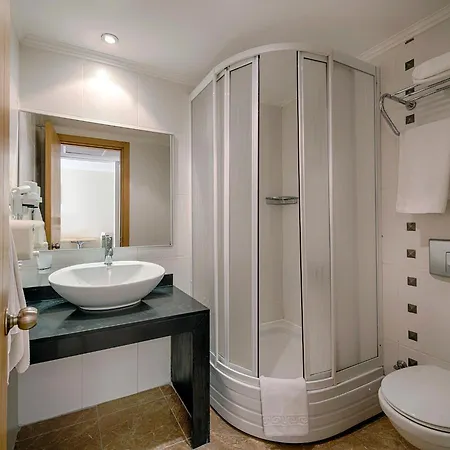 Risus Hotel 3*