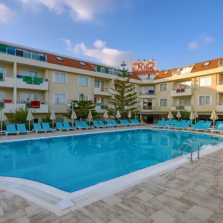 Hotel Risus Side
